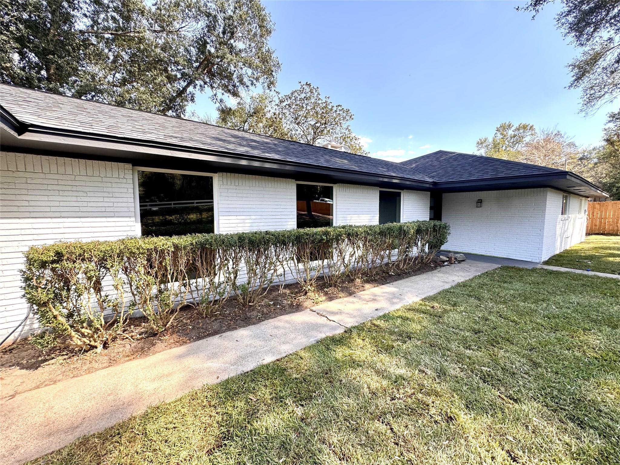 11332 Highcrest Drive
