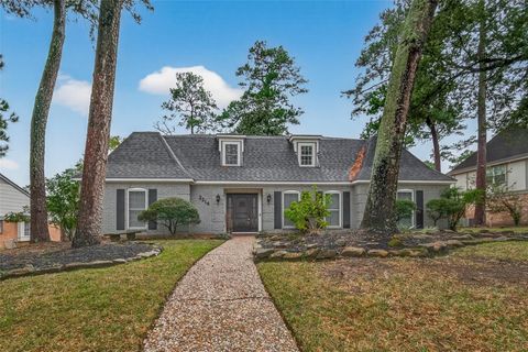 Photo of 2214 Cedar Falls Drive, Houston, TX 77339 (MLS # 45318878)