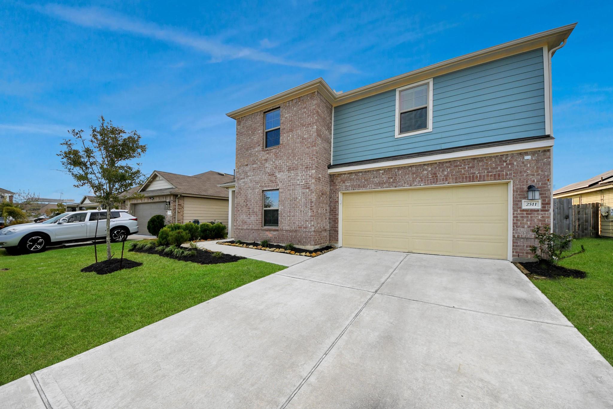 2511 Shining Spur Court