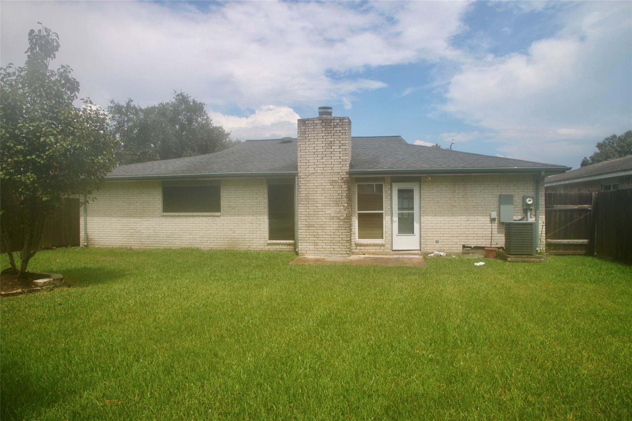 6209 Creekside Lane