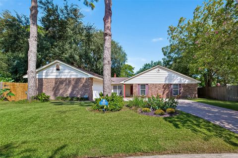 Photo of 12910 Aste Lane, Houston, TX 77065 (MLS # 77526027)