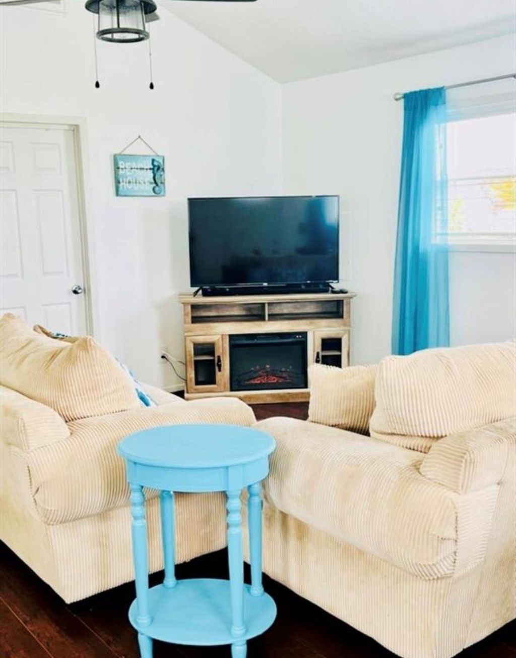 Photo of 4007 Grayson Drive, Galveston, TX 77554 (MLS # 91807522)