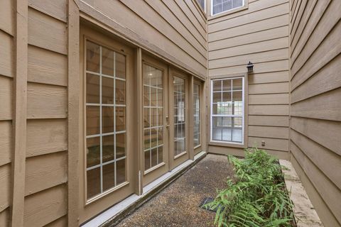 Tiny photo for 12625 Memorial Drive #16, Houston, TX 77024 (MLS # 39002989)