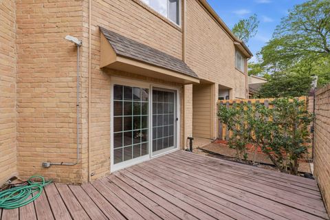 Tiny photo for 12625 Memorial Drive #16, Houston, TX 77024 (MLS # 39002989)