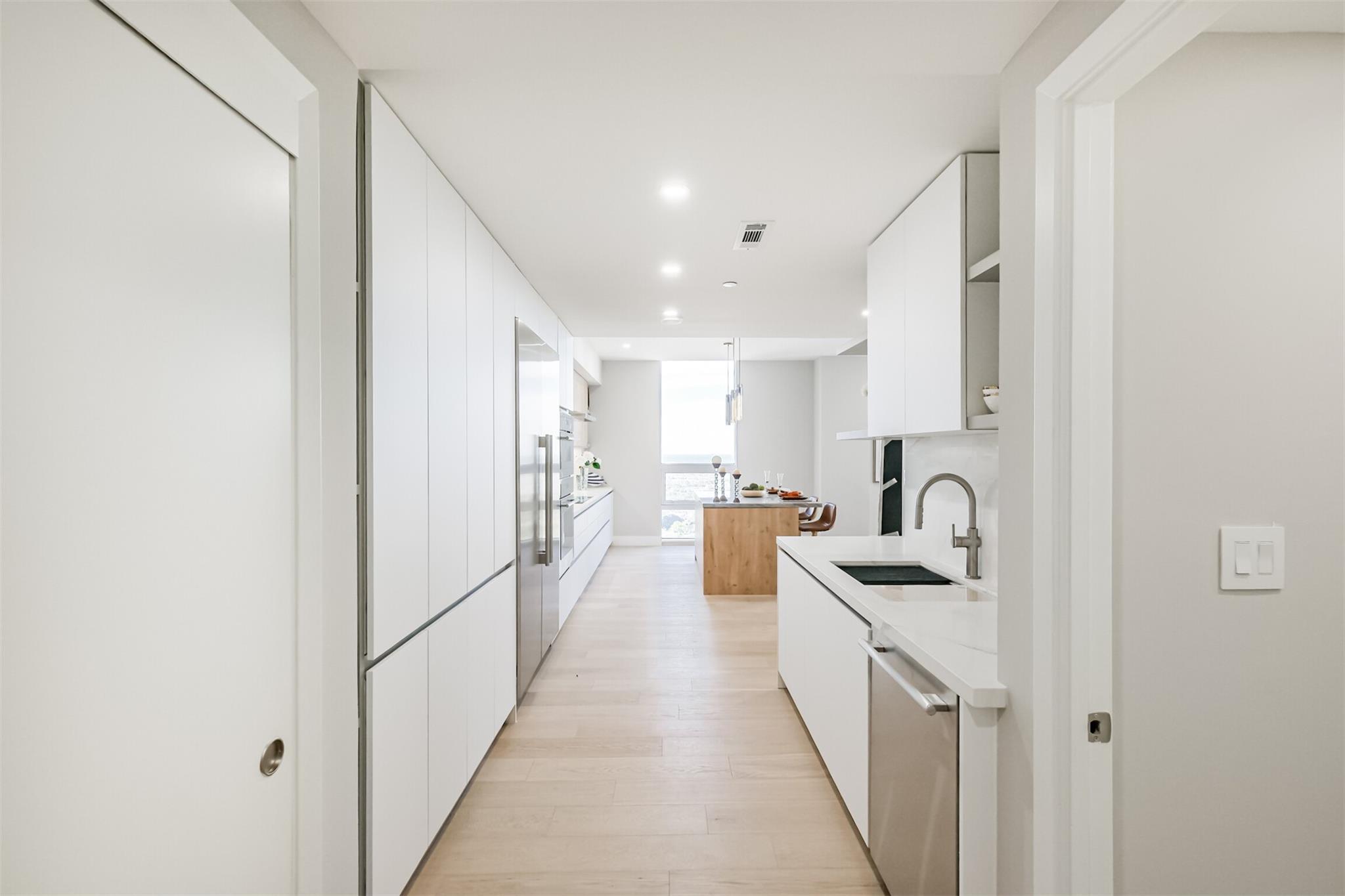 5100 San Felipe Street 364