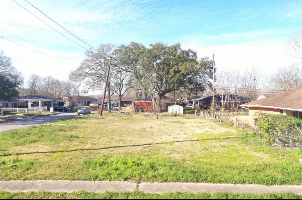 3003 Sunnydale Drive