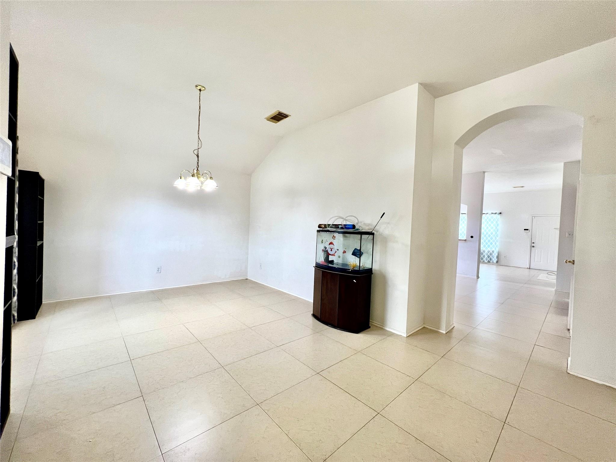 9803 Hallmark Lane