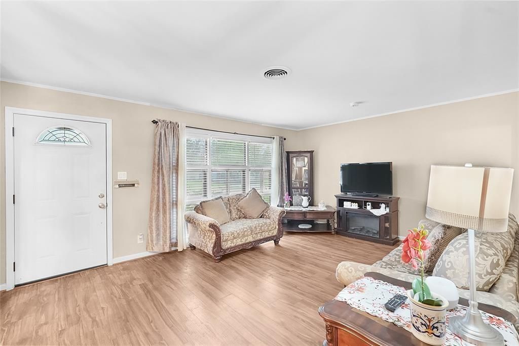 Photo of 8534 Dillon Street, Houston, TX 77061 (MLS # 10410150)