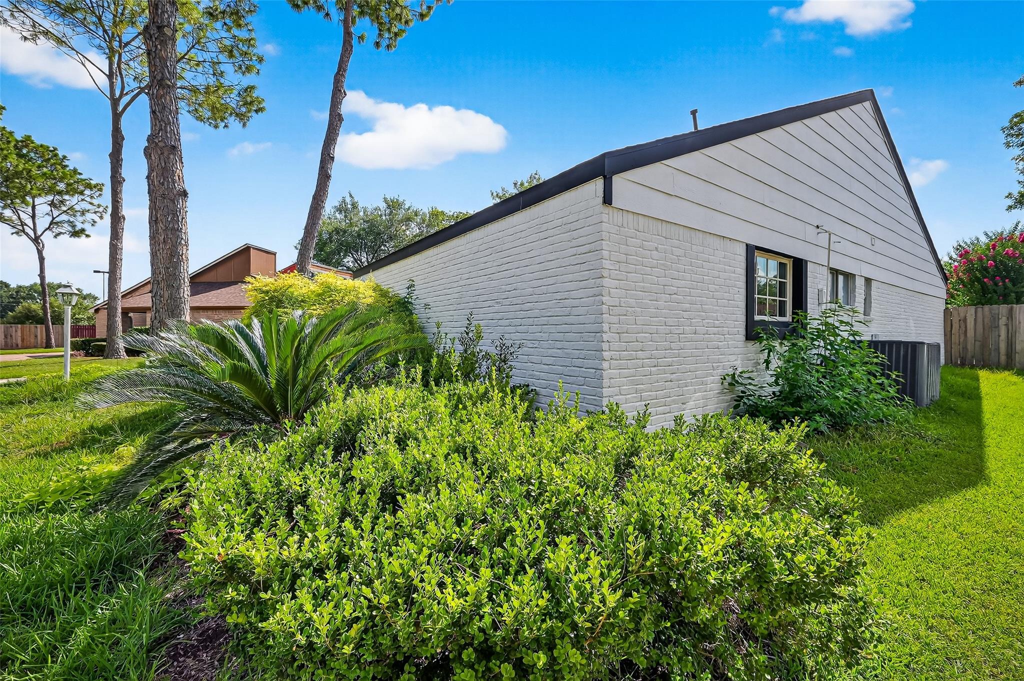 2335 Canyon Meadows Drive