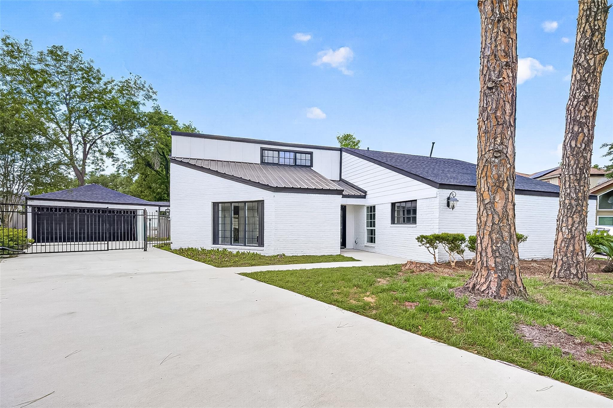 2335 Canyon Meadows Drive