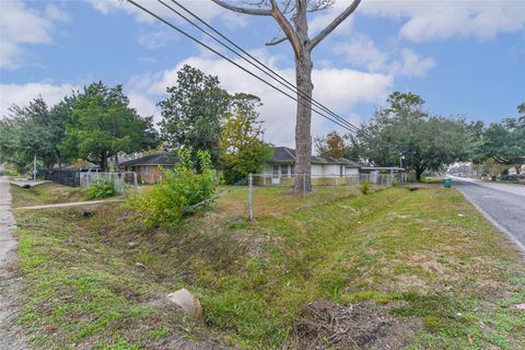 Tiny photo for 617 Harkness Street, Houston, TX 77076 (MLS # 59906912)