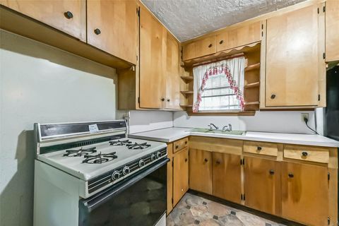 Tiny photo for 617 Harkness Street, Houston, TX 77076 (MLS # 59906912)