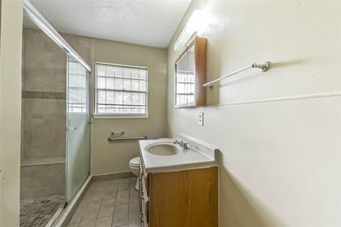 Tiny photo for 617 Harkness Street, Houston, TX 77076 (MLS # 59906912)