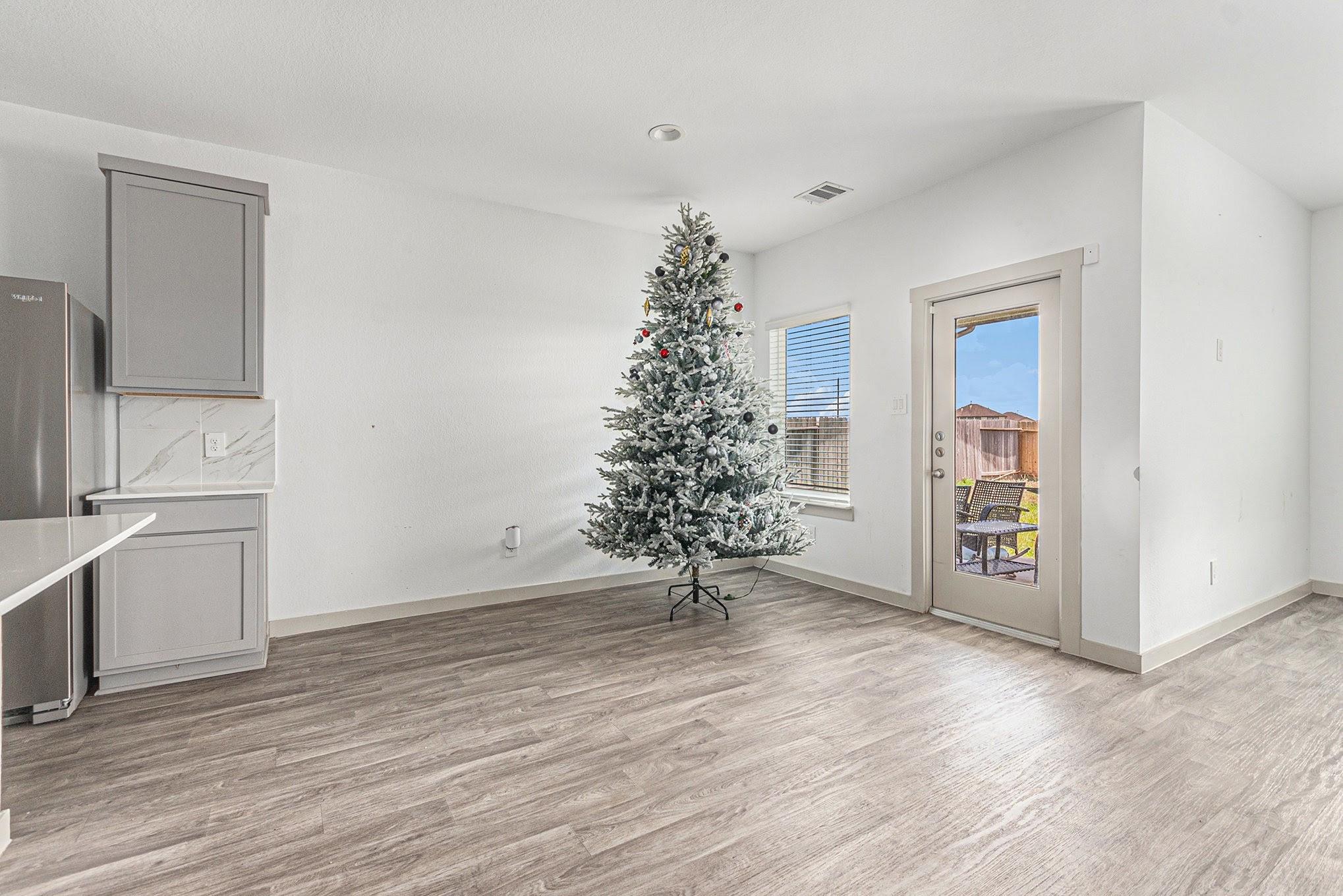 31 Desert Spring Lane