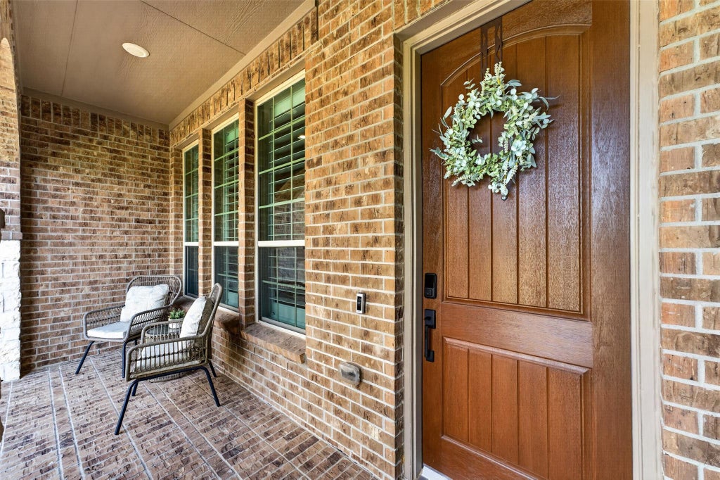 Photo of 340 Belgian Court, The Woodlands, TX 77382 (MLS # 62838540)