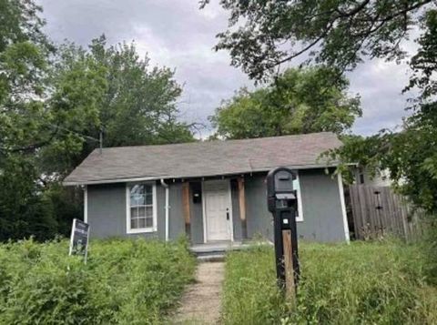 820 Allen Street Denton TX 76205