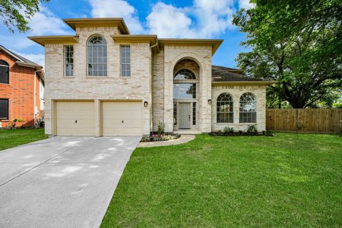 Photo of 12807 Lindsey Lane, Stafford, TX 77477 (MLS # 27449324)