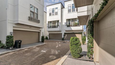 5429 Larkin Street Houston TX 77007