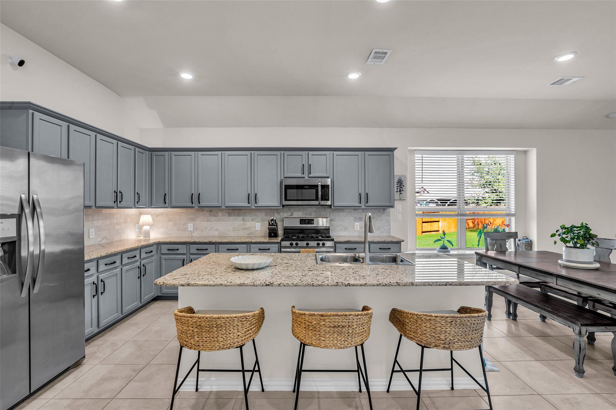 6806 Hartford Cliff Court
