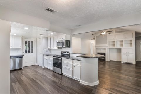 12757 Lake Conroe Hills Drive Willis TX 77318