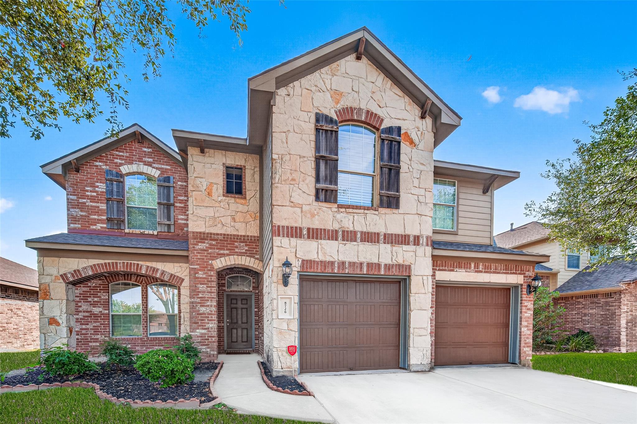 8726 Debbie Terrace Drive