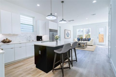Photo of 5402 Margarita Street, Houston, TX 77020 (MLS # 68086426)