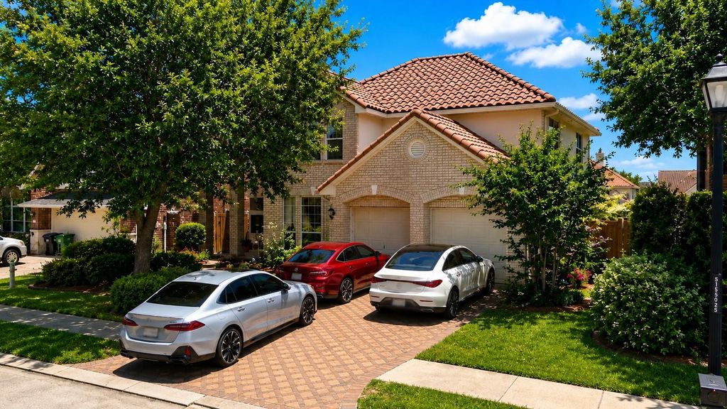 Photo of 14415 Castlemaine Court, Sugar Land, TX 77498 (MLS # 66489929)