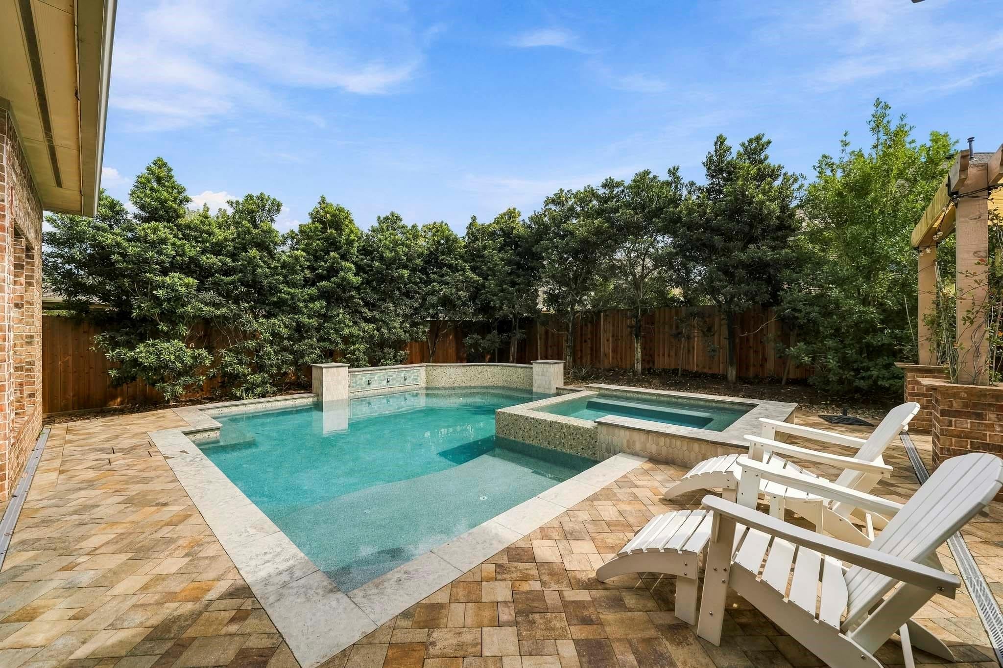 2804 Veneto Court