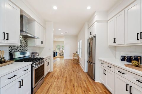 Tiny photo for 2801 Rosewood Street, Houston, TX 77004 (MLS # 65978571)