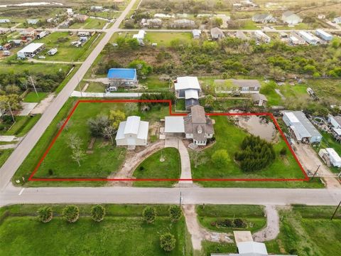 Photo of 542 16th Street, San Leon, TX 77539 (MLS # 73047036)