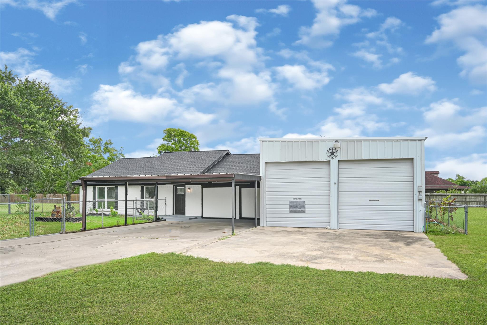 1434 County Road 850