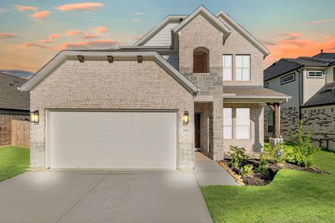 Photo of 2915 Solitude Pine Lane, Katy, TX 77493 (MLS # 98797357)