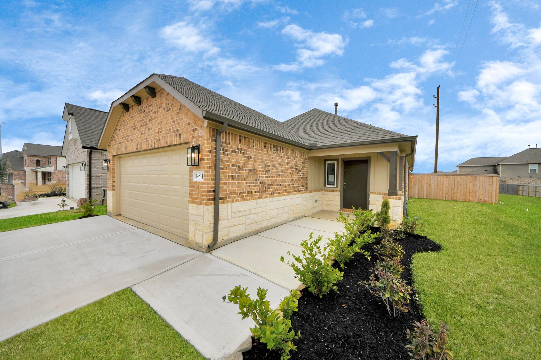 5823 Madison Trail Drive