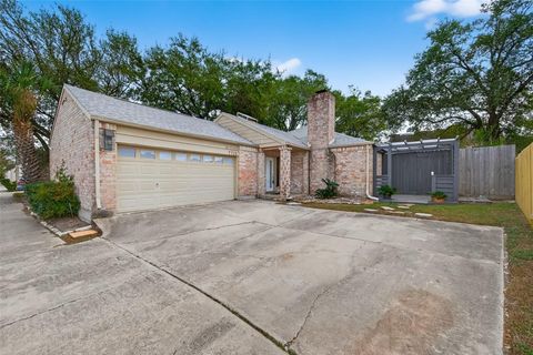 Photo of 7735 Teal Run Drive, Houston, TX 77071 (MLS # 57730994)