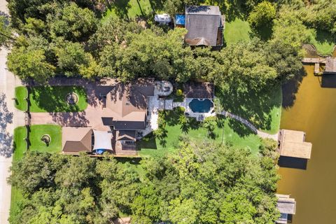1917 Anchor Way Dickinson TX 77539