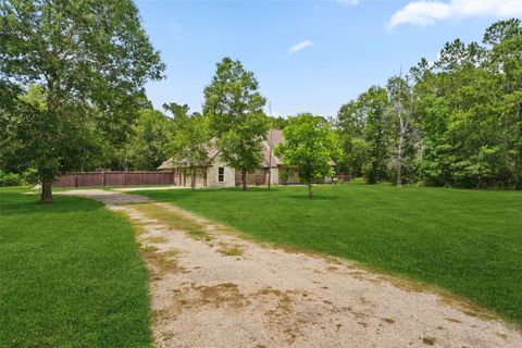 532 County Road 632 Dayton TX 77535