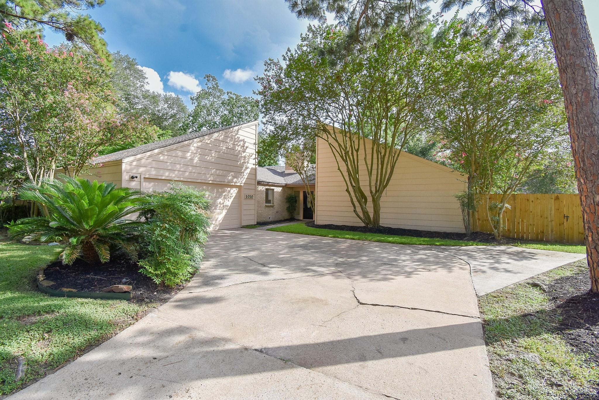 1010 Rock Canyon Drive