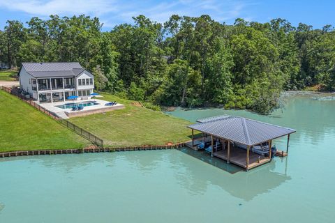 111 Seagull Path Point Blank TX 77364