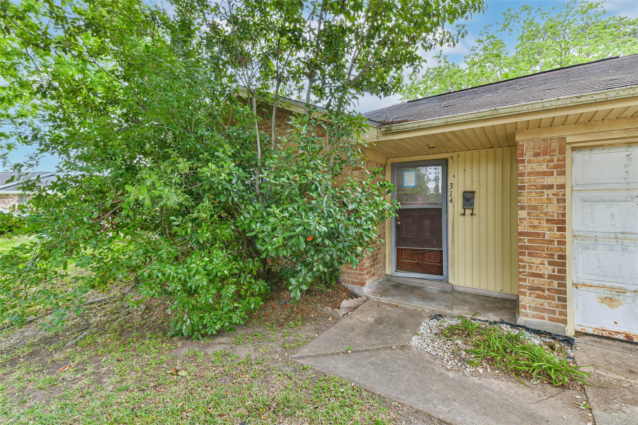 314 N Sparrow Way