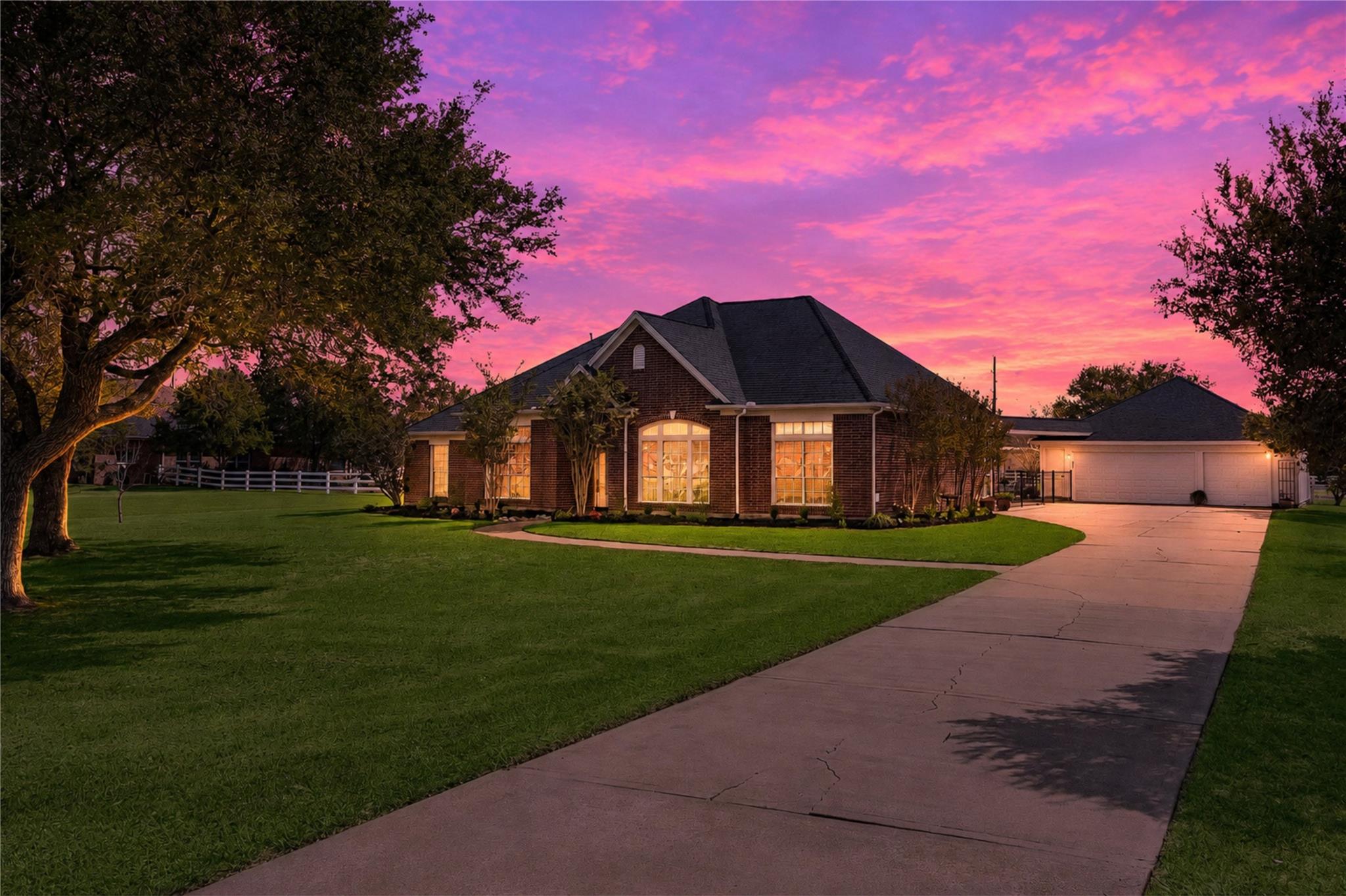 6042 Blackberry Cove Lane