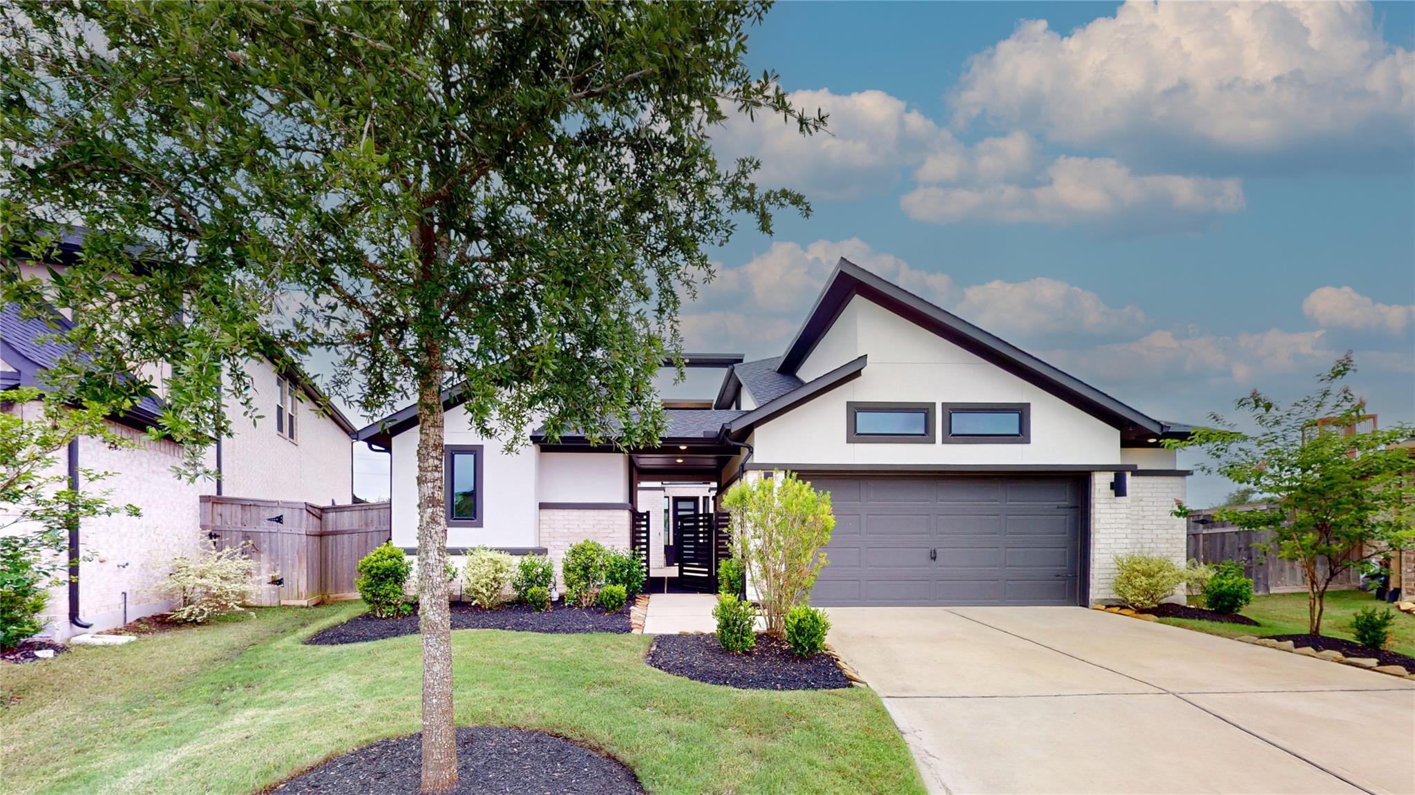31727 Splitting Willow Way