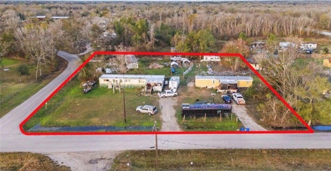 Photo of 16118 County Road 897, Rosharon, TX 77583 (MLS # 47872251)