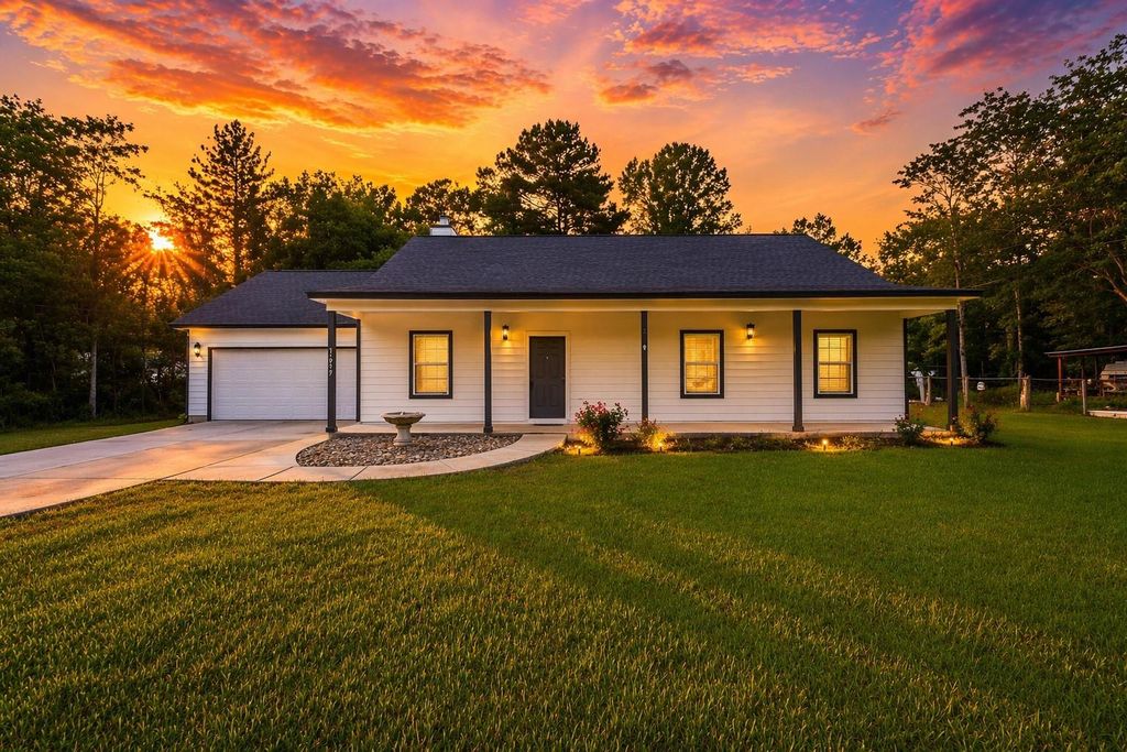 Photo of 11919 Walraven Drive, Huffman, TX 77336 (MLS # 79027878)