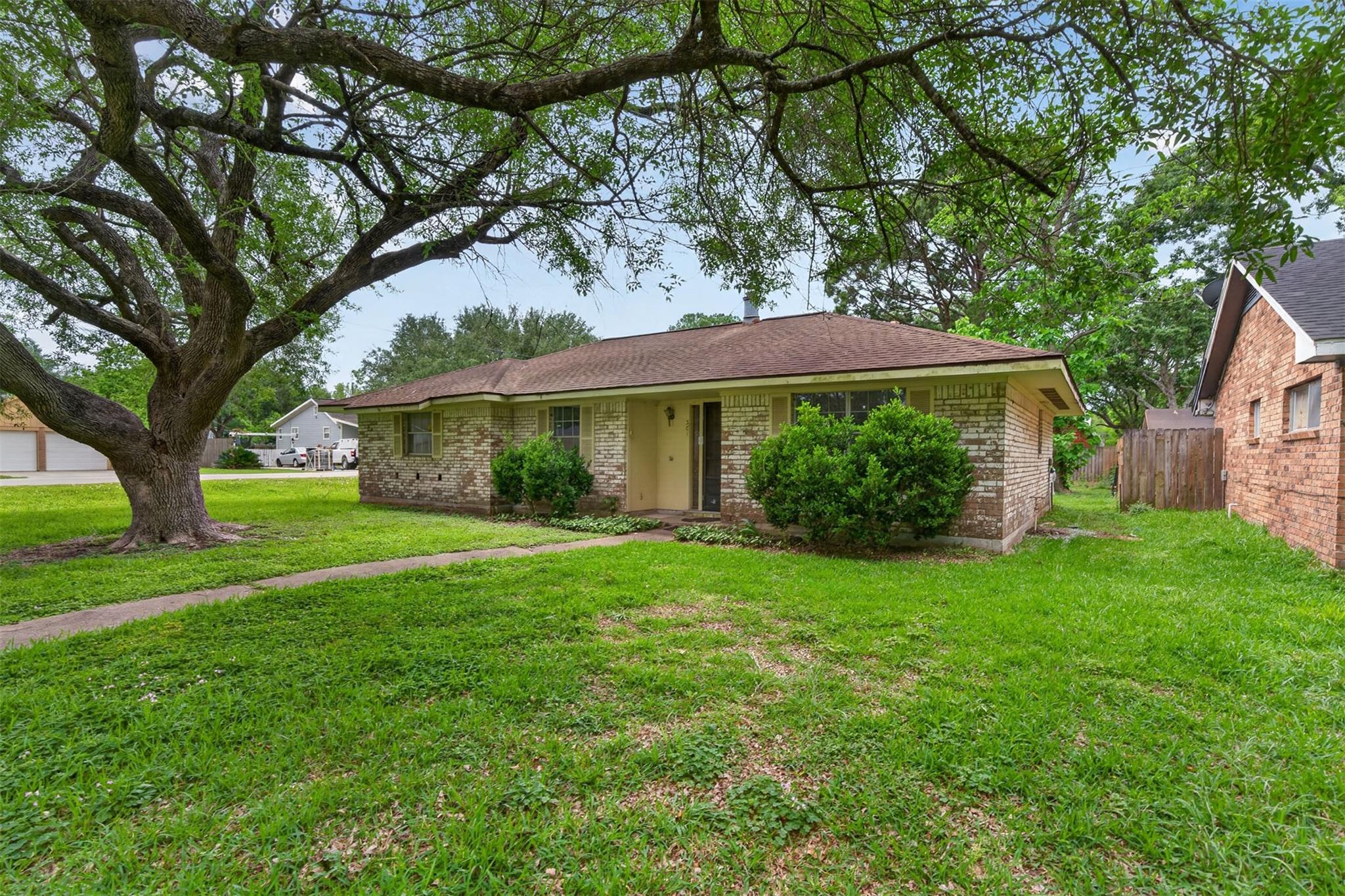 301 Moody Avenue