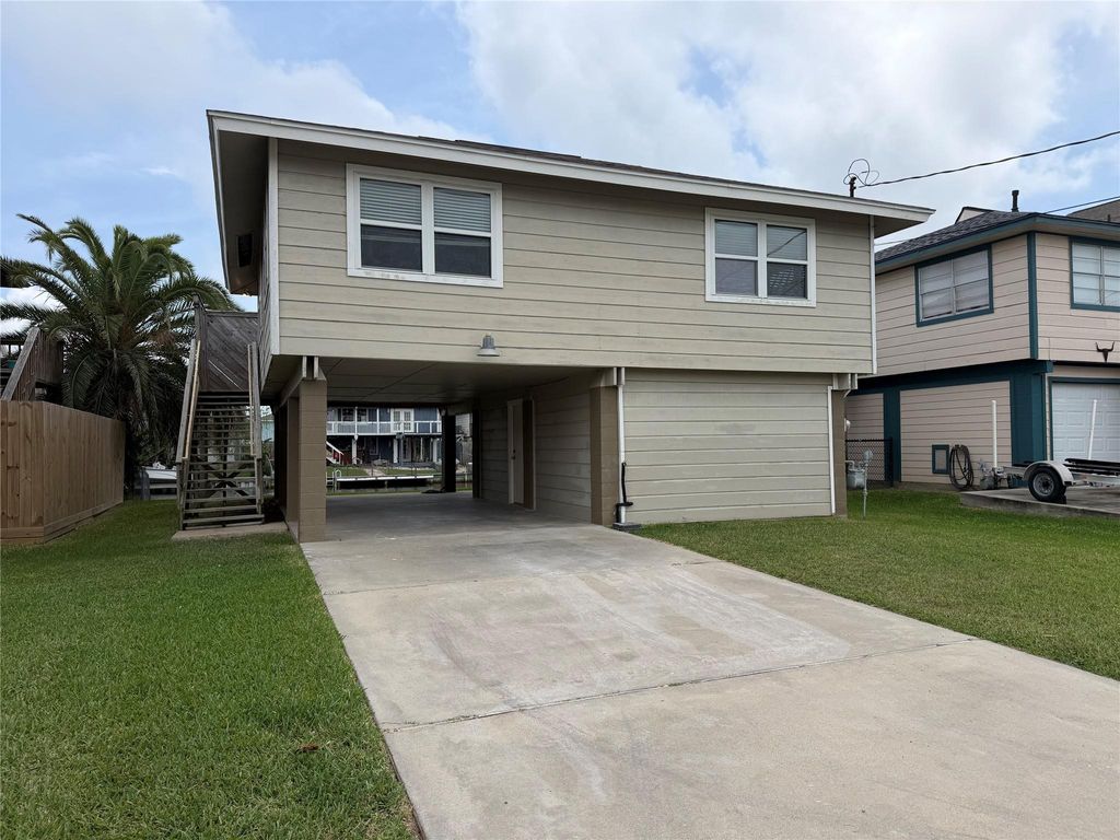 Photo of 505 Pompano Street, Bayou Vista, TX 77563 (MLS # 64454676)