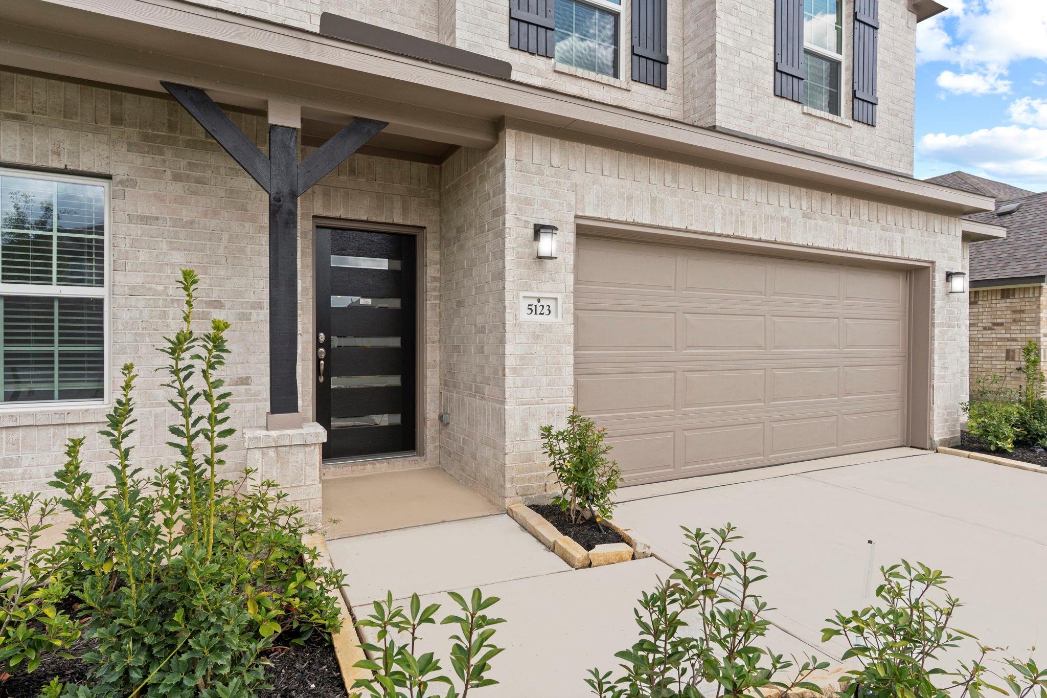 5123 Magnolia Springs Drive