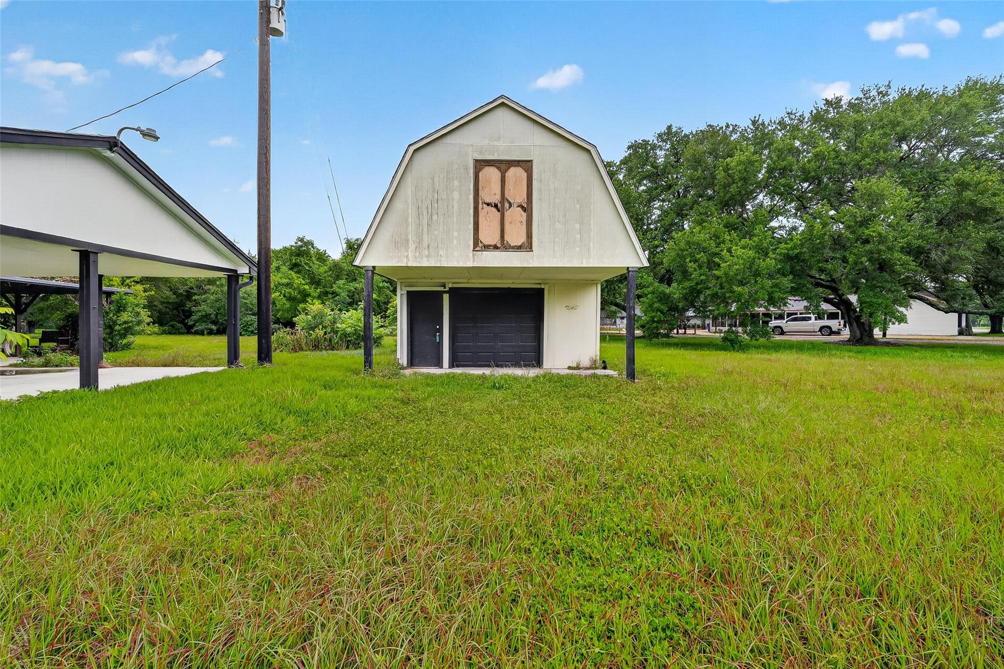 5302 Old Chocolate Bayou Road CR89