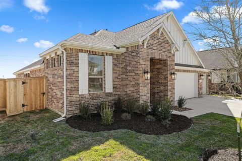 Photo of 1533 Apache Heights Dr, Dayton, TX 77535 (MLS # 42787643) Photo of 1533 Apache Heights Dr, Dayton, TX 77535 (MLS # 42787643)