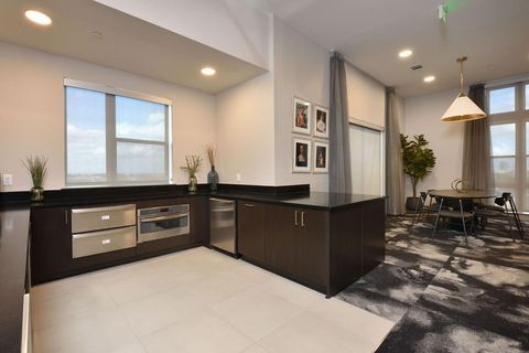 Tiny photo for 6400 Washington Avenue #334, Houston, TX 77007 (MLS # 86415352)