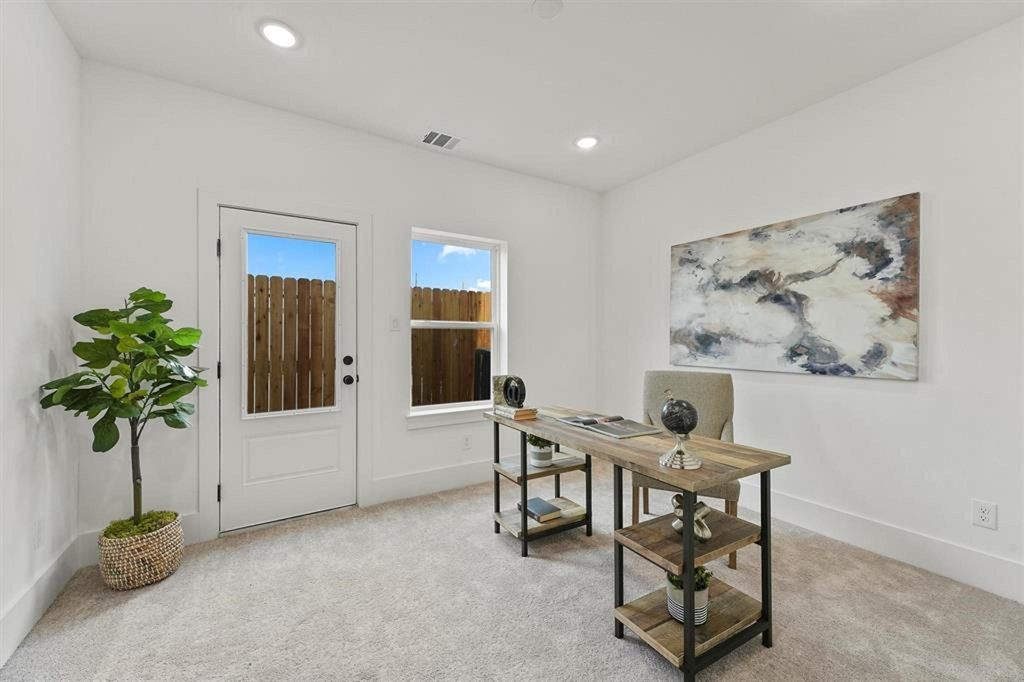 Photo of 1207 Cavalcade Street #B, Houston, TX 77009 (MLS # 3846755)